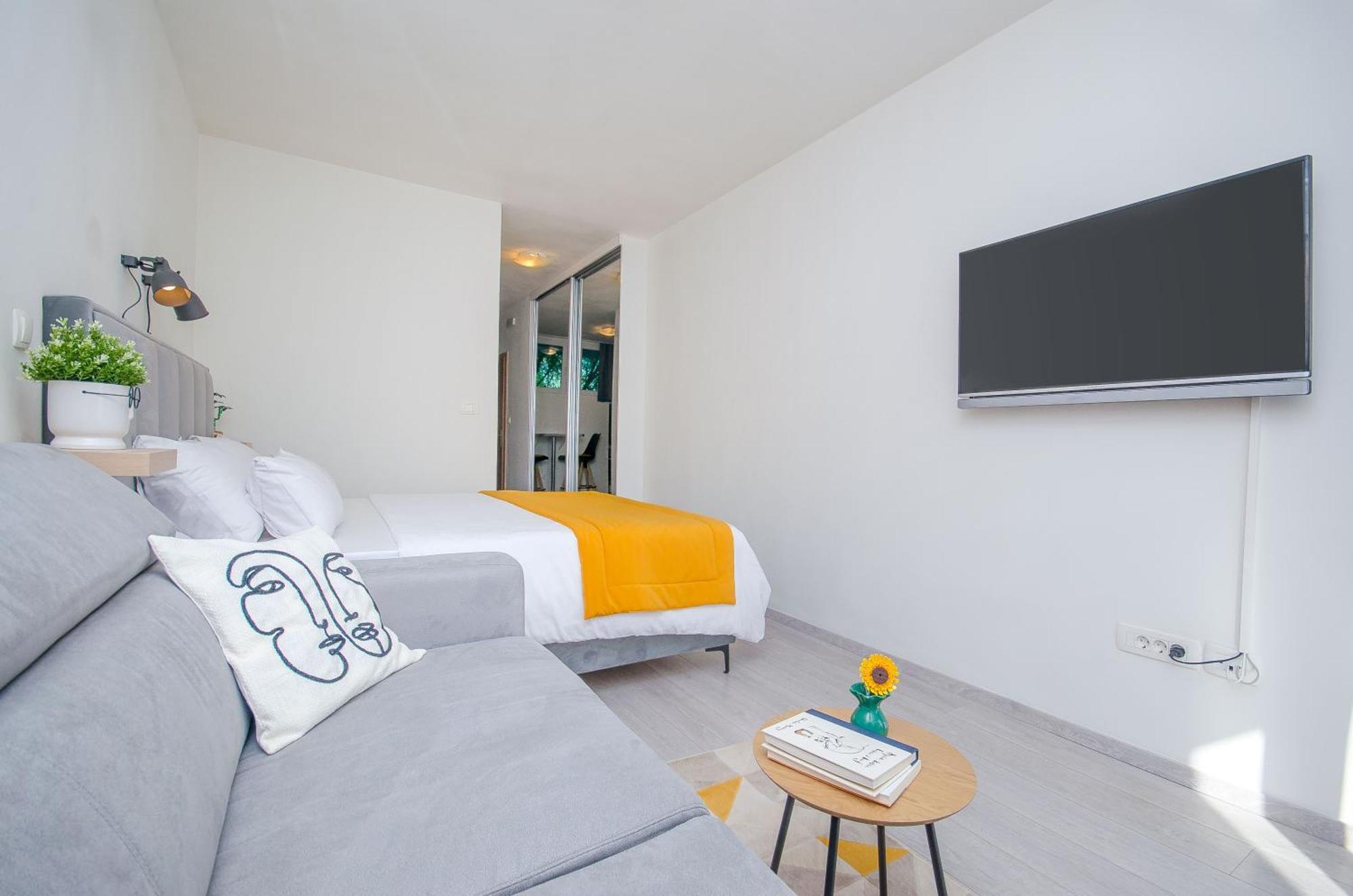 Side By Side Apartments 斯普利特 外观 照片